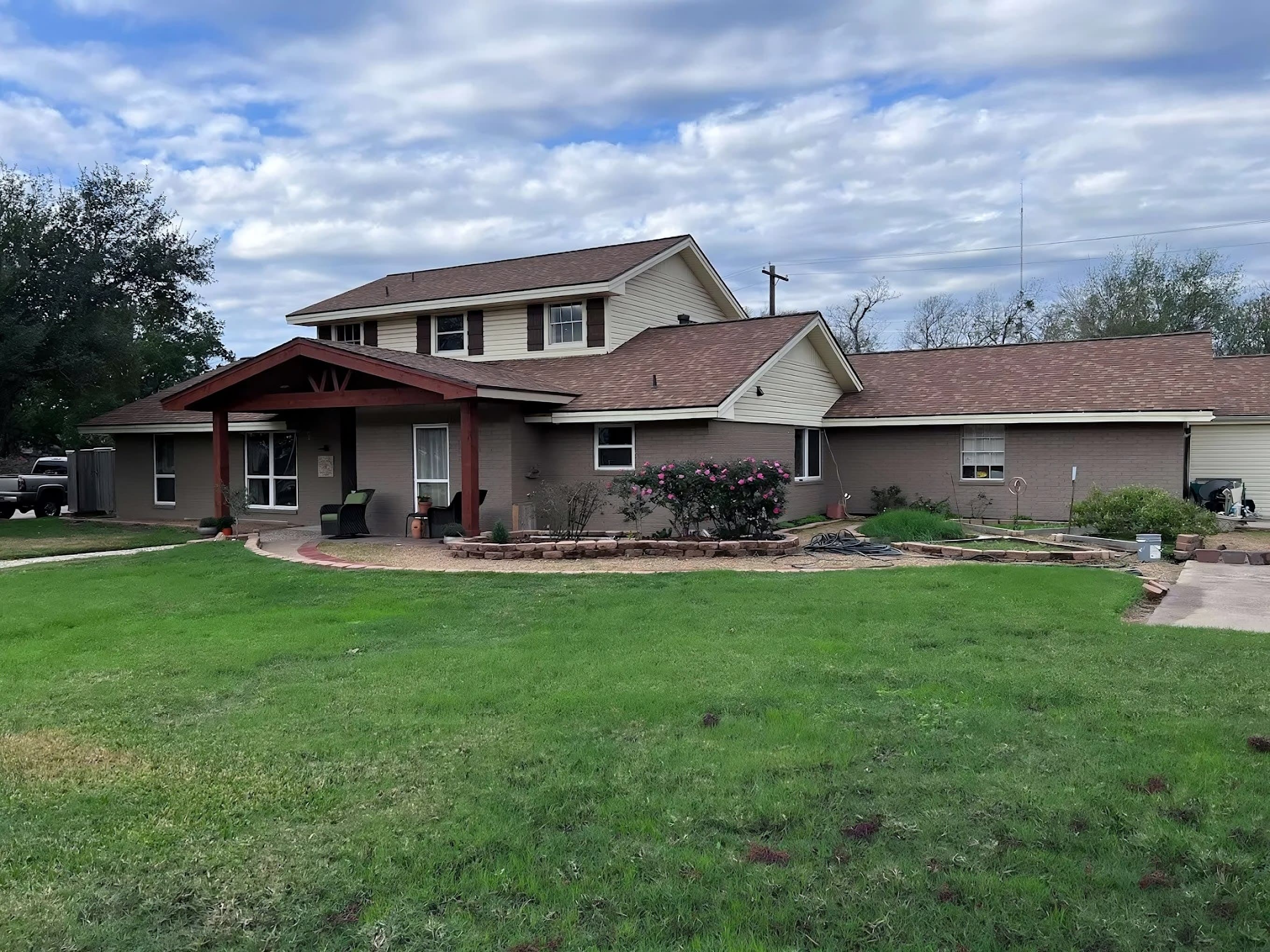 AI_Roofing_-_Roof_Photo_7_ed1uza